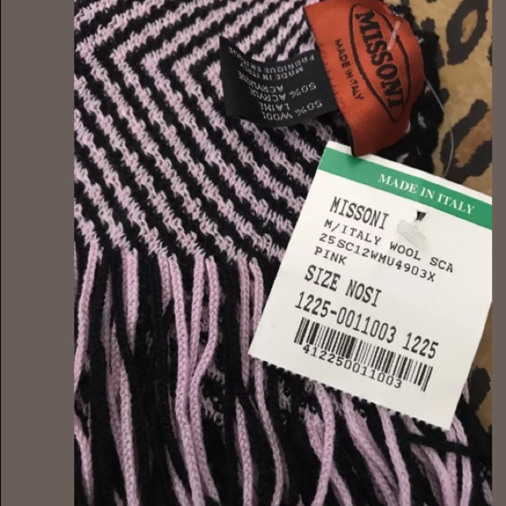 New Missoni scarf NWT $180